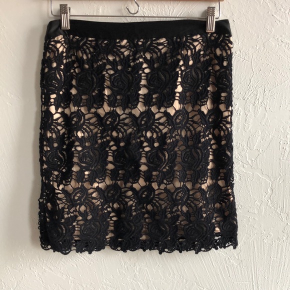 Willi Smith✨Black Lace Crochet Pencil Skirt - Picture 1 of 6